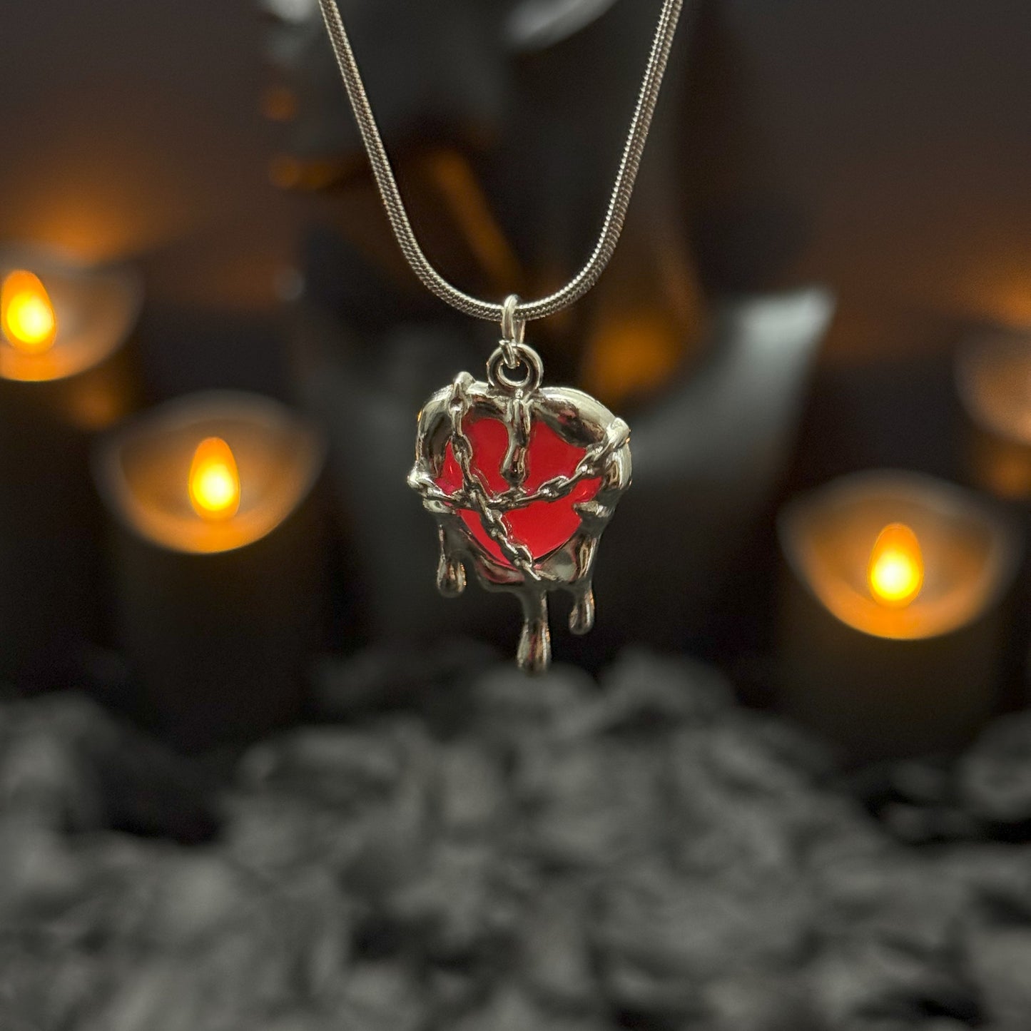 Nyxaltis - Heart Necklace